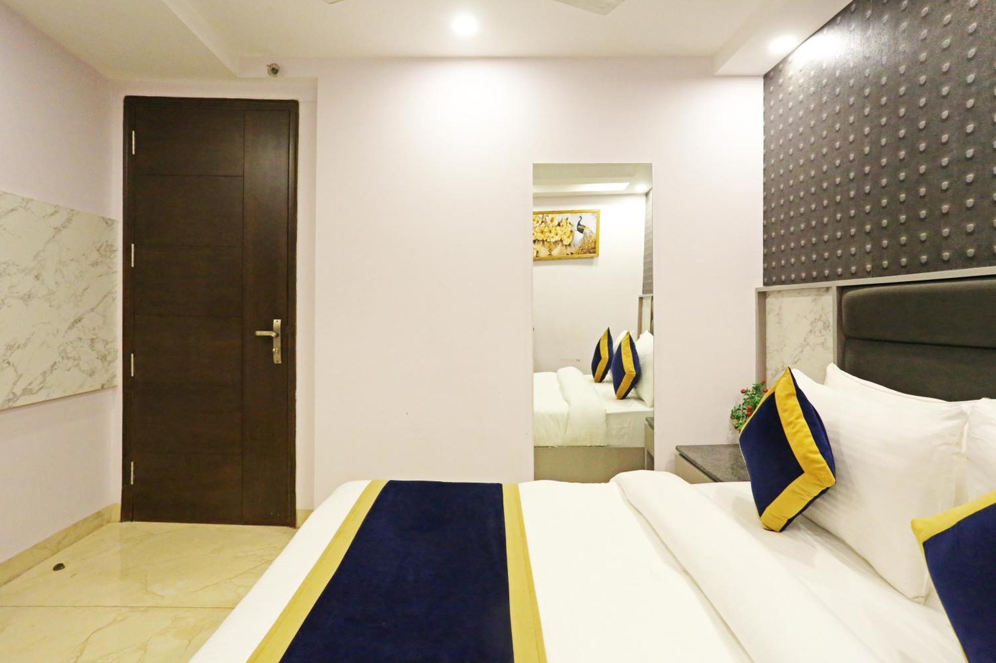 Hotel Mayfair Just A Minute Away From New Delhi Railway Station And Connaught Place Exterior photo