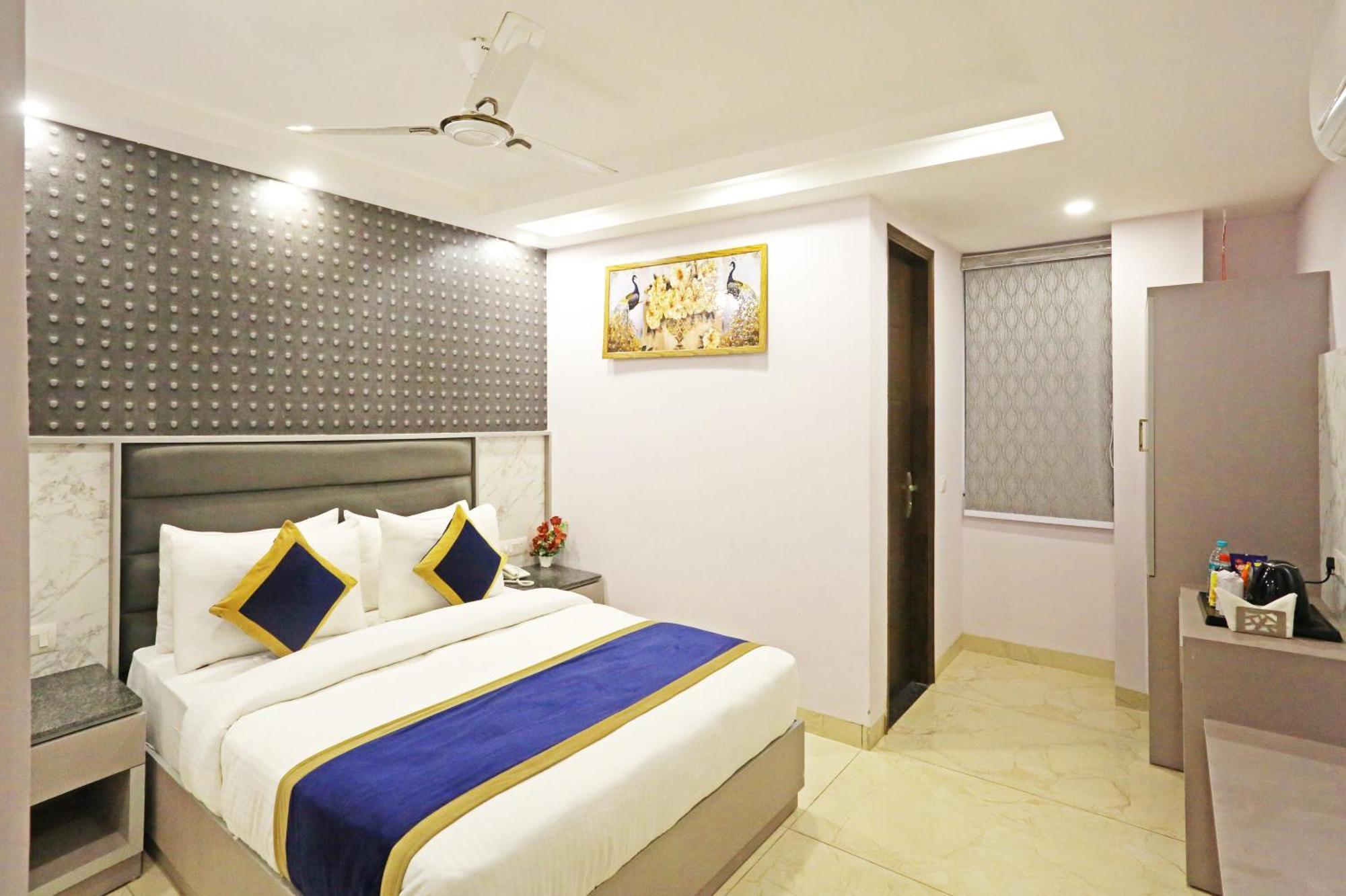Hotel Mayfair Just A Minute Away From New Delhi Railway Station And Connaught Place Exterior photo